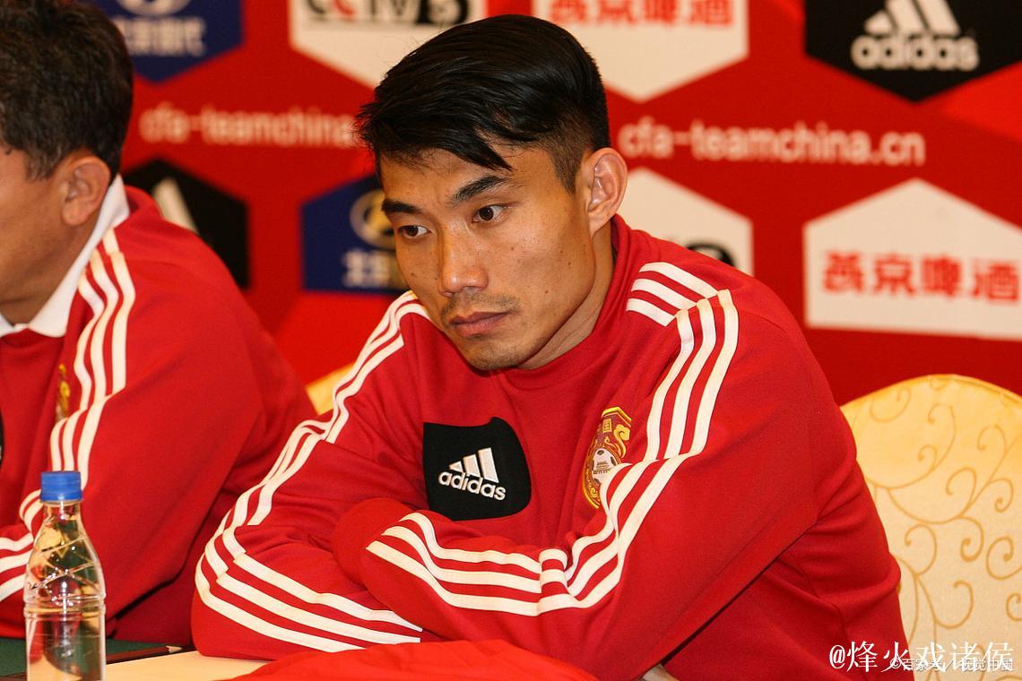 备战2030 国足如何换血年轻化?克雷桑有归化可能 备战2030 国足如何换血年轻化?克雷桑有归化可能